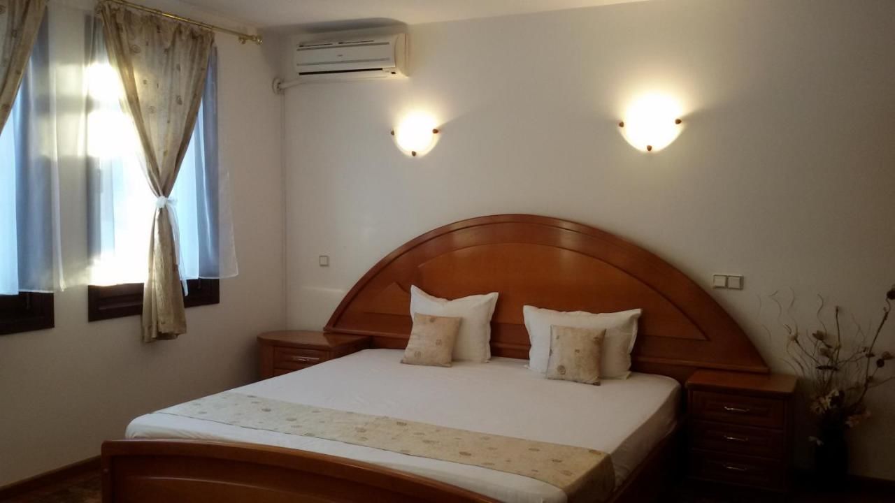 Отель Family Hotel Elegance Арбанаси-41